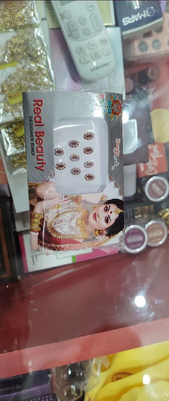 Beauty Designer Bindis