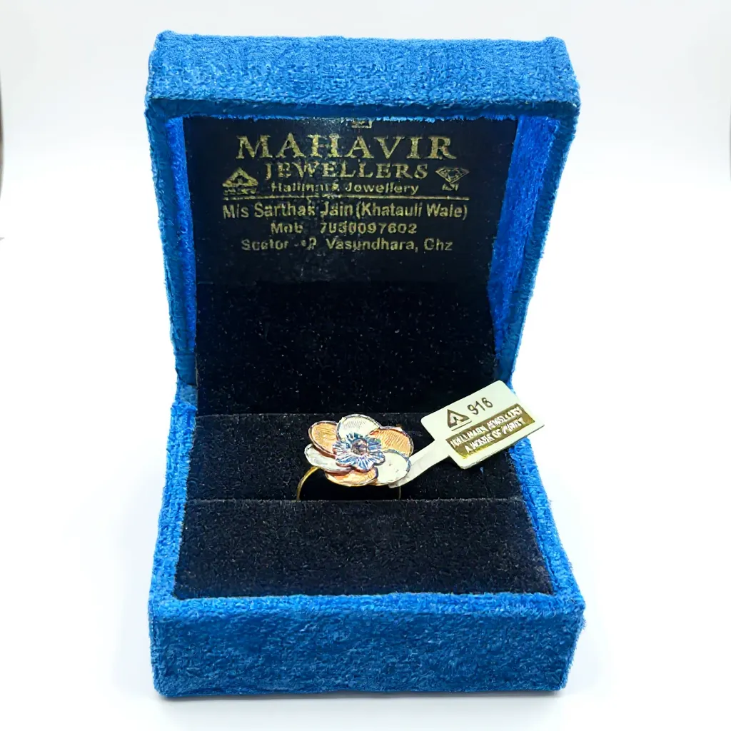 Flower Design 22Kt Ladies Ring✨by Mahavir Jewellers