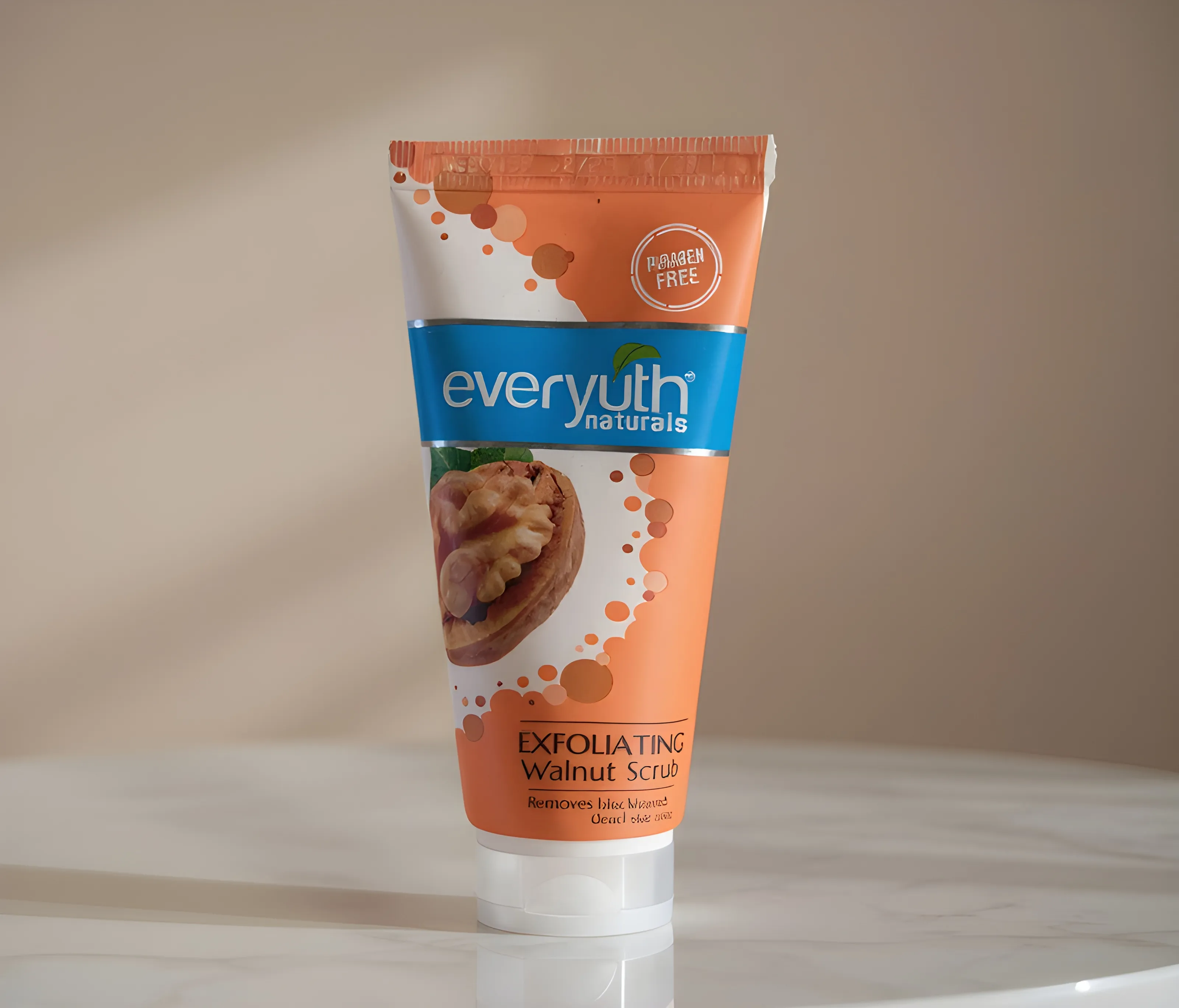 Everyuth Naturals Exfoliating Walnut Scrub