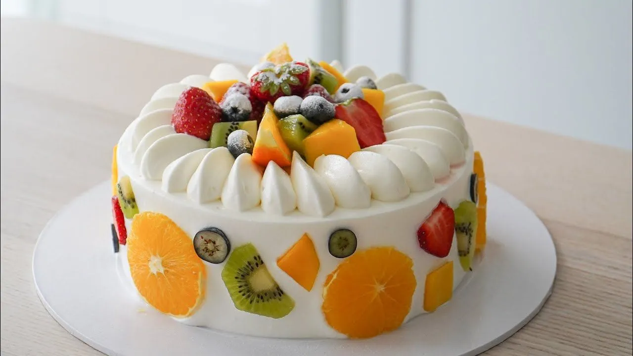 Fresh Fruit Cake 500 Gm