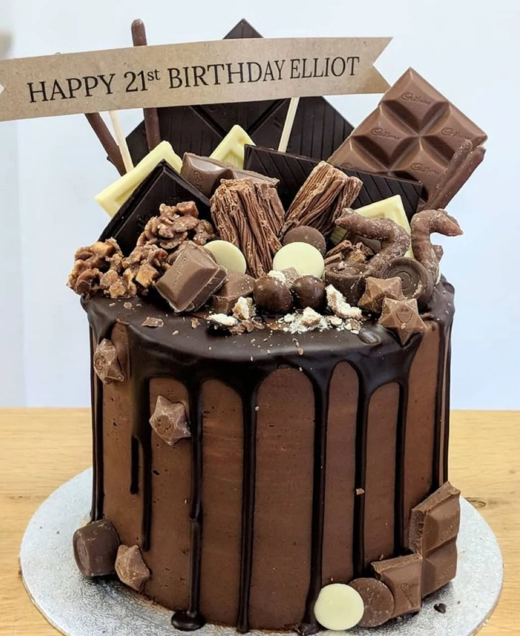 Chocolate Filled Cake