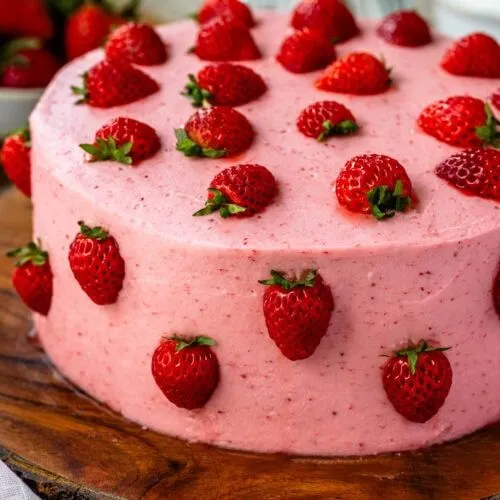Strawberry Cake 1Pound