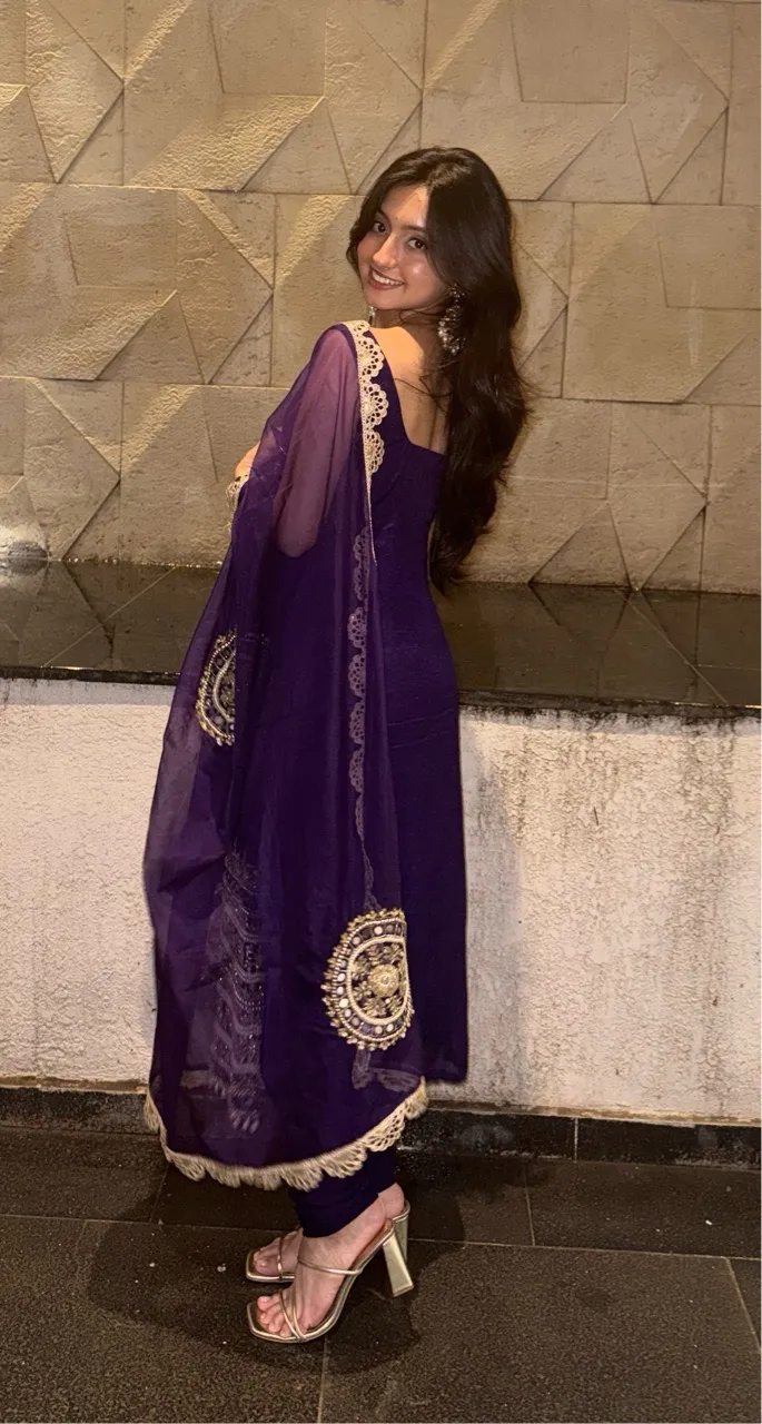 ‘Ada’ Suit set Light - Purple view 4