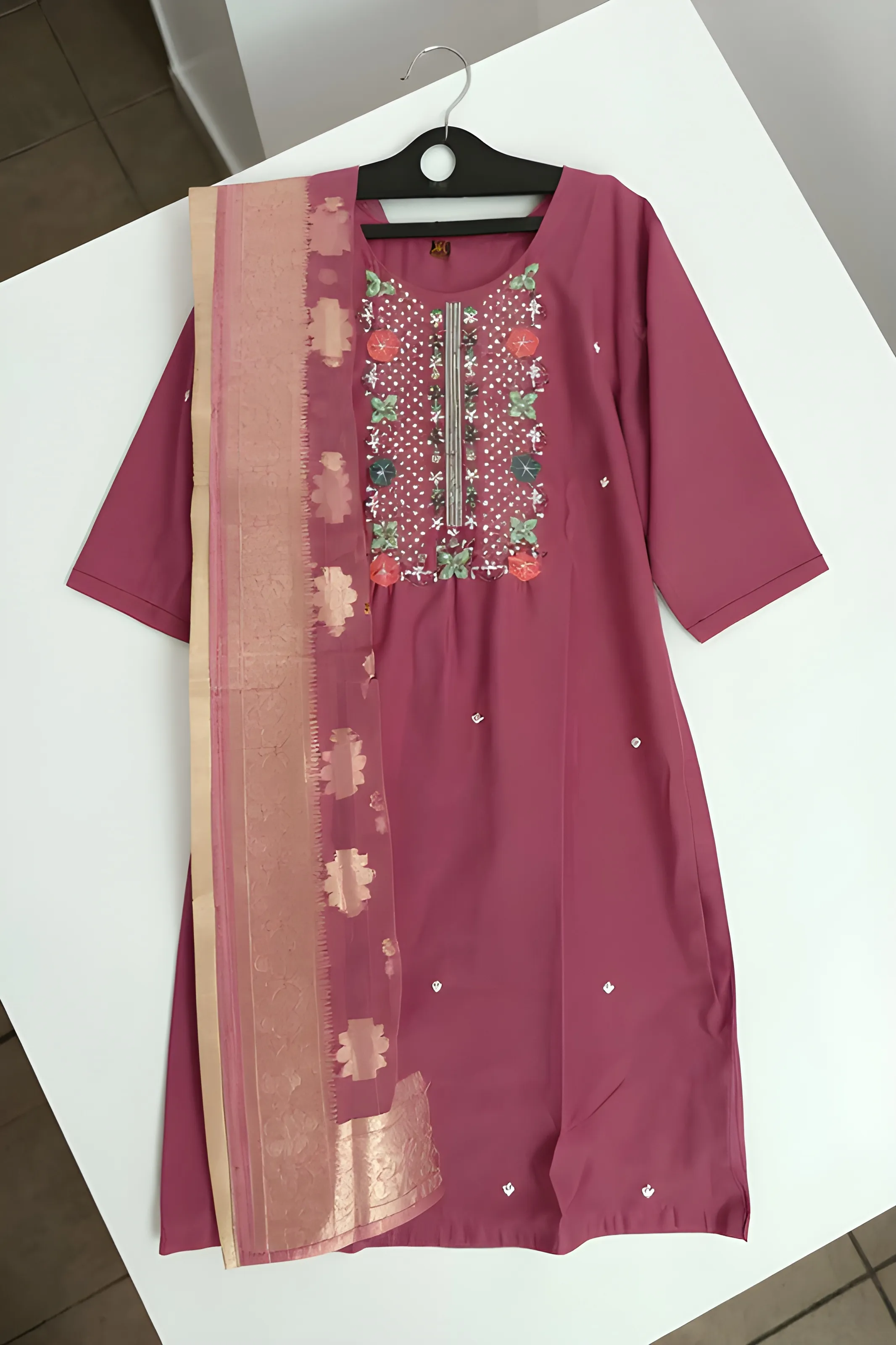 Embroidered Ethnic Kurta