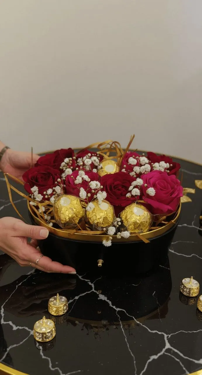 Luxury Rose Basket view 2