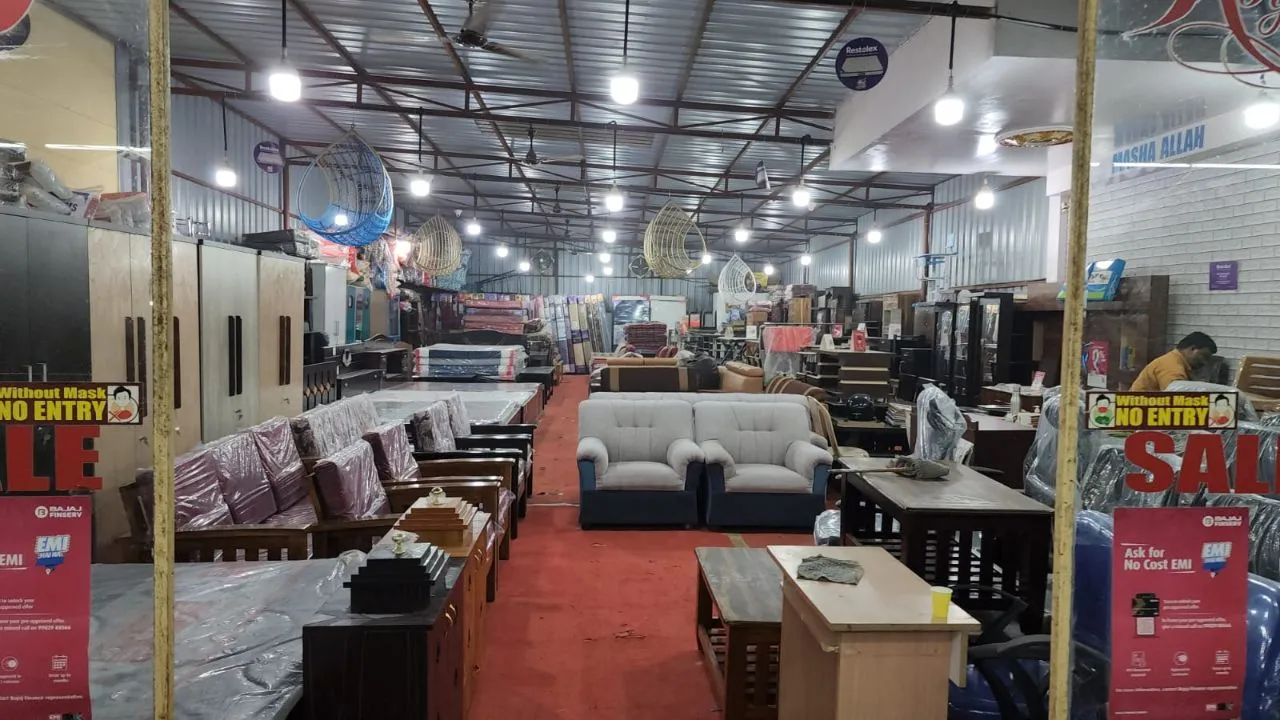 Sofa and Center Table Set
