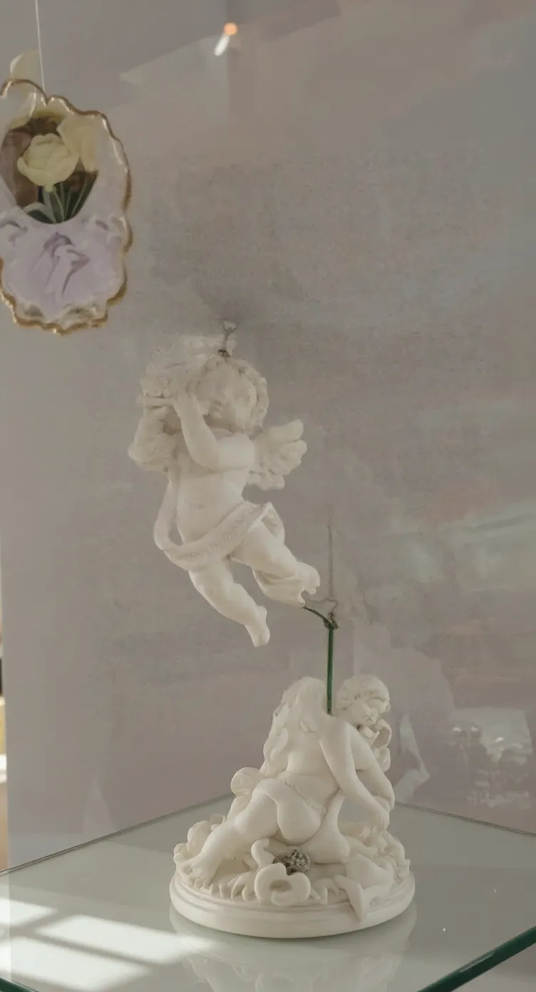 Cherub Figurine Hanging
