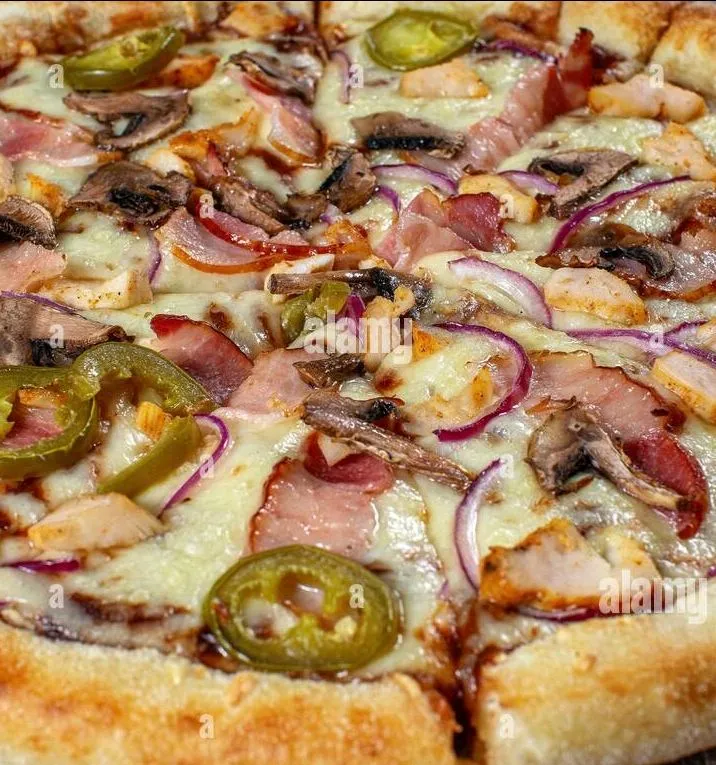 Chicken American  Pizza