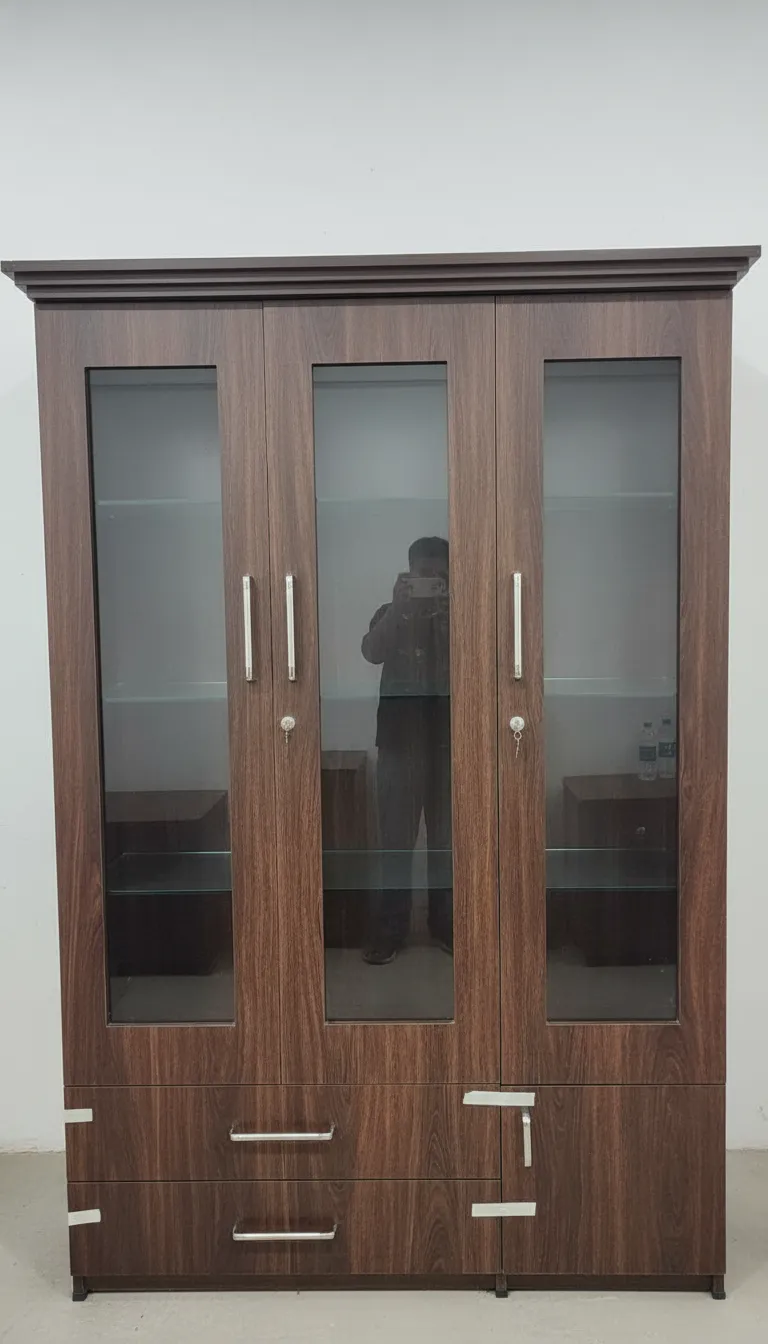 Wooden Crockery Cabinet