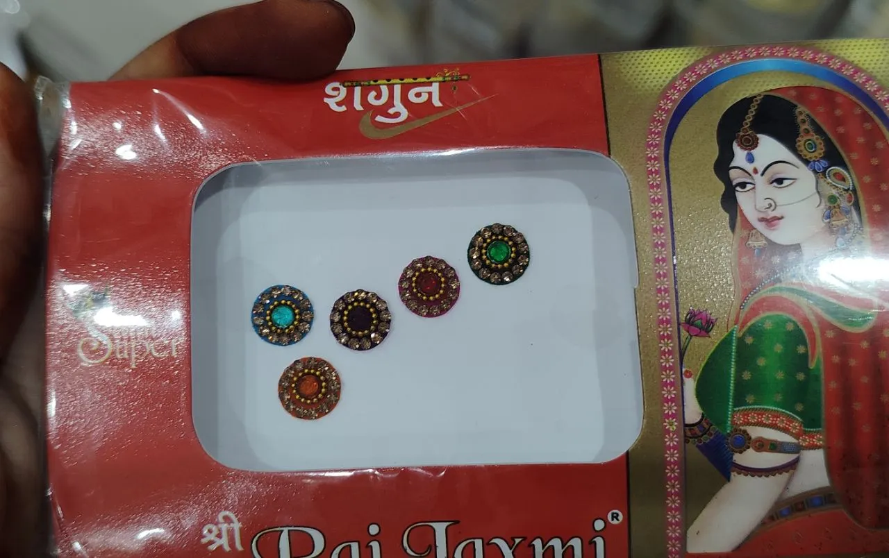Shagun Bindi Pack by Shri Pai Jyot