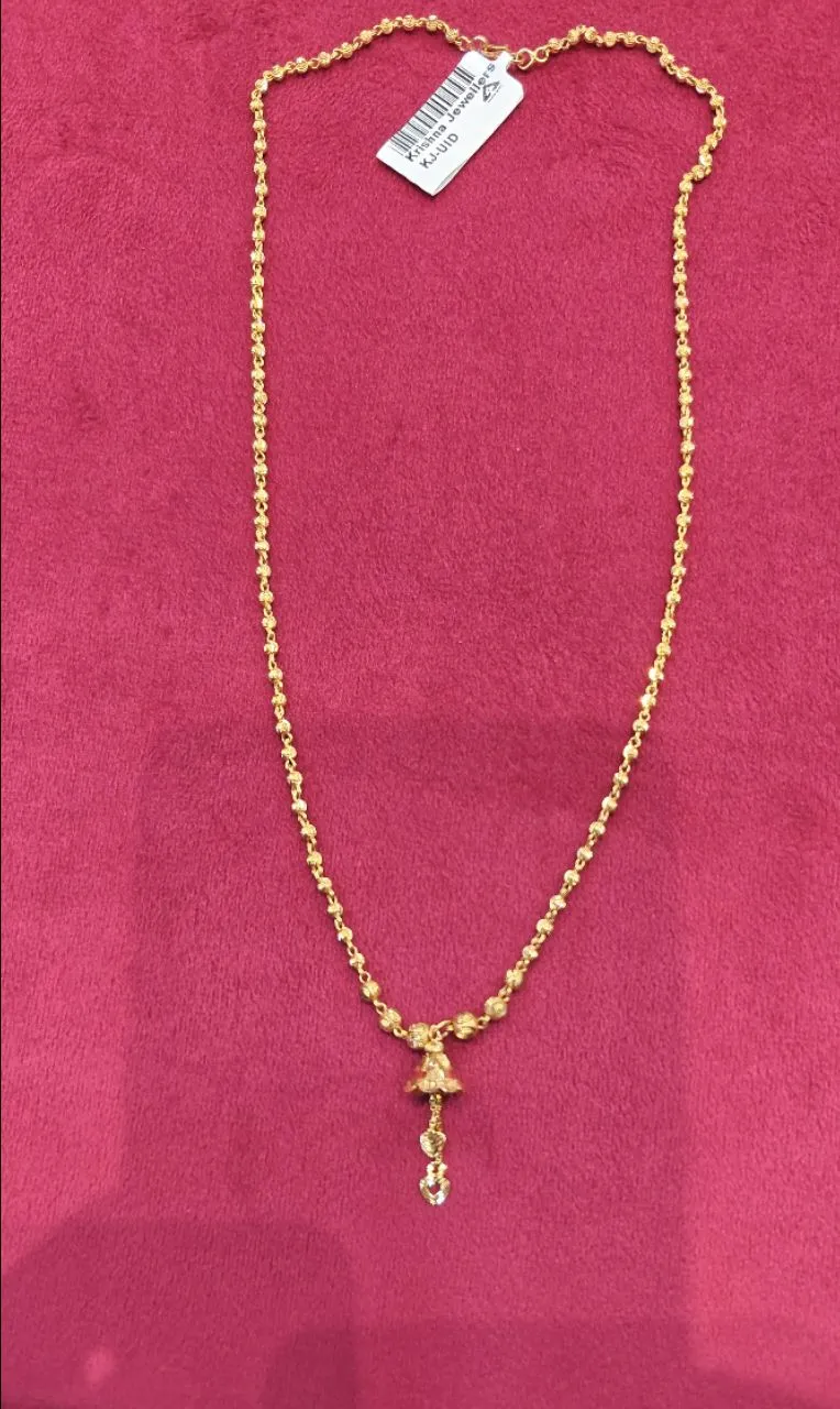 Gold Filigree Pendant Necklace