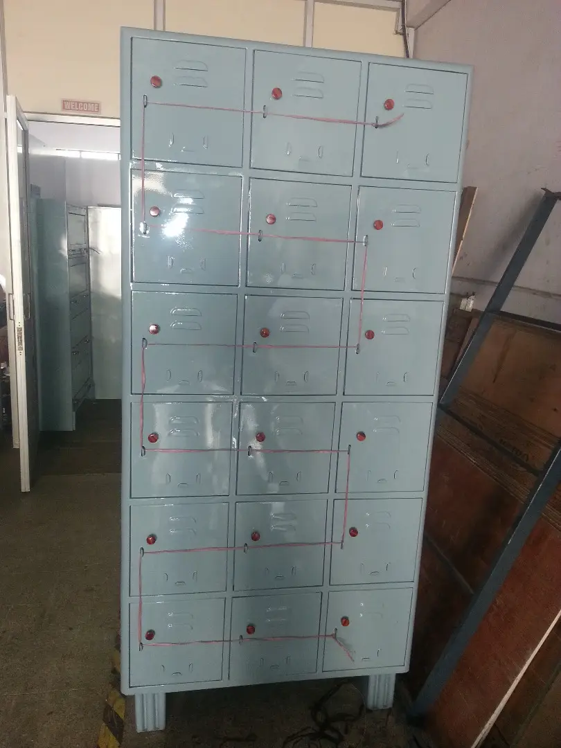 18 LOCKER STORAGE CABINETS