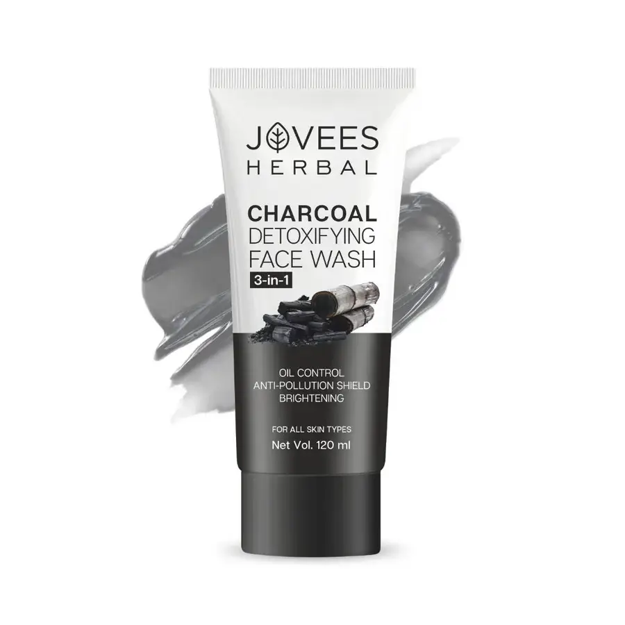 Jovees Activated Charcoal Detoxifying Face Wash