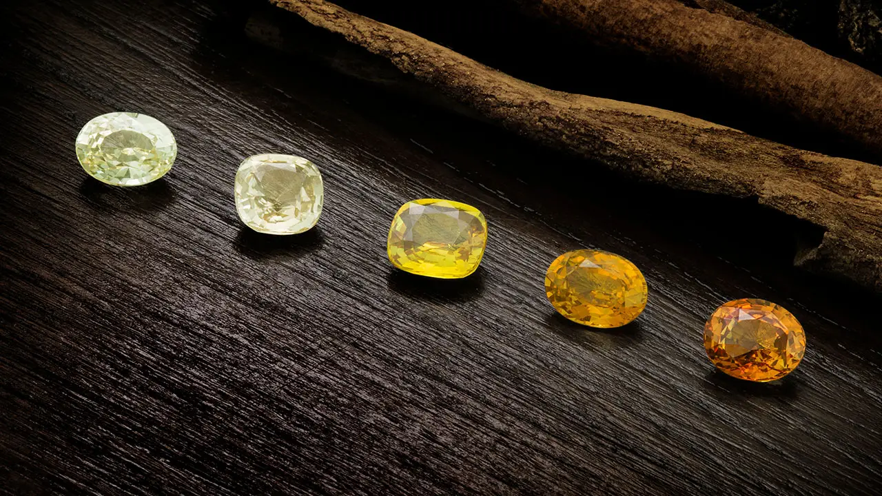 Pukhraaj Gemstone "Yellow Sapphire" view 5