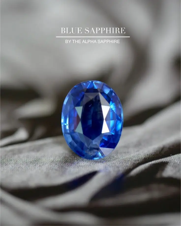 Blue Sapphire Gemstone "Neelam" view 4