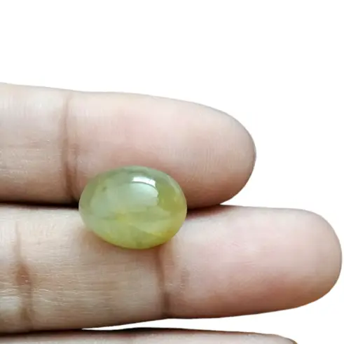 Cats Eye Gemstone "Lahsuniya Stone" view 3
