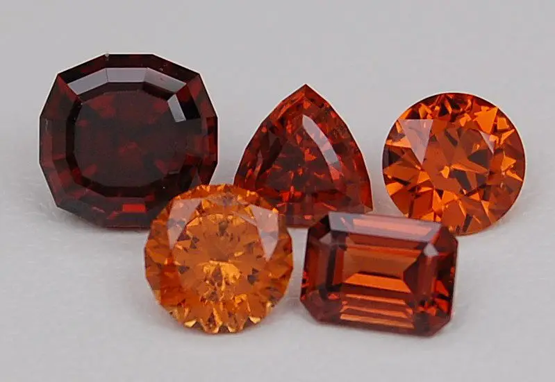 Gomed Gemstones view 5