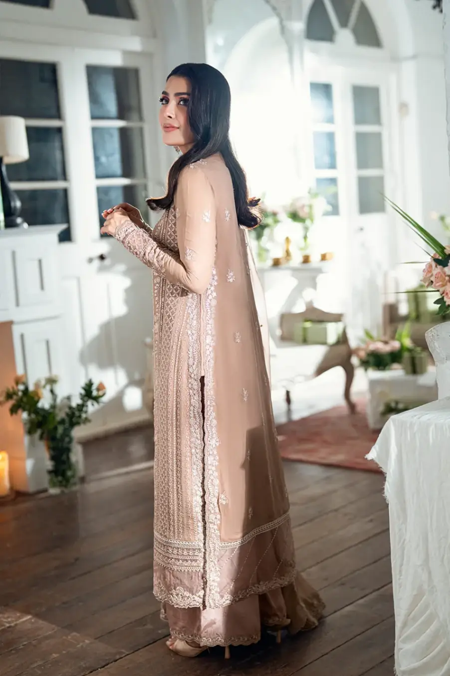 AZURE LUXE  HAZEL VEIL view 5