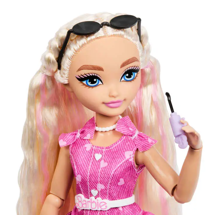 Barbie Fashion Doll mailibu view 3