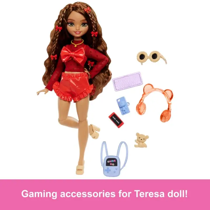 Fashion Doll TEERESA view 3
