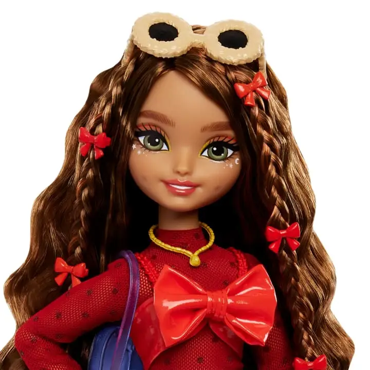 Fashion Doll TEERESA view 4