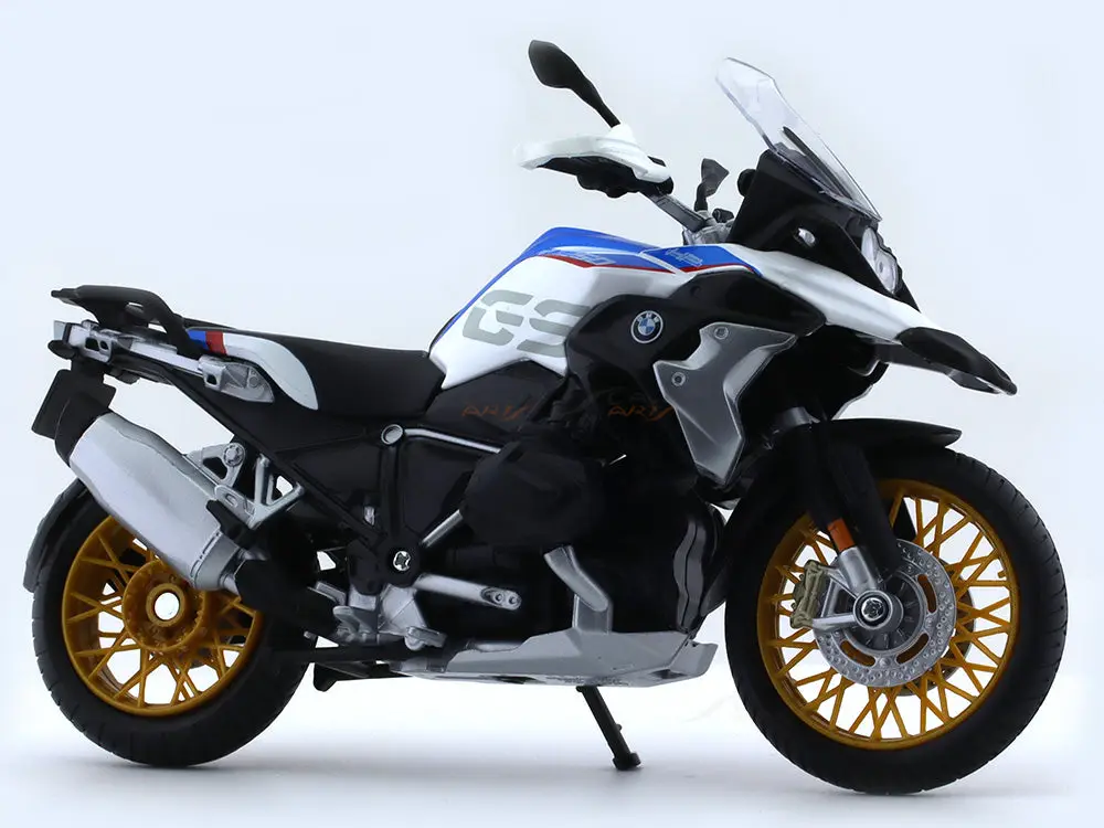 BMW R1250 GS 1:12 Maisto Licensed Scale Model bike collectible view 6