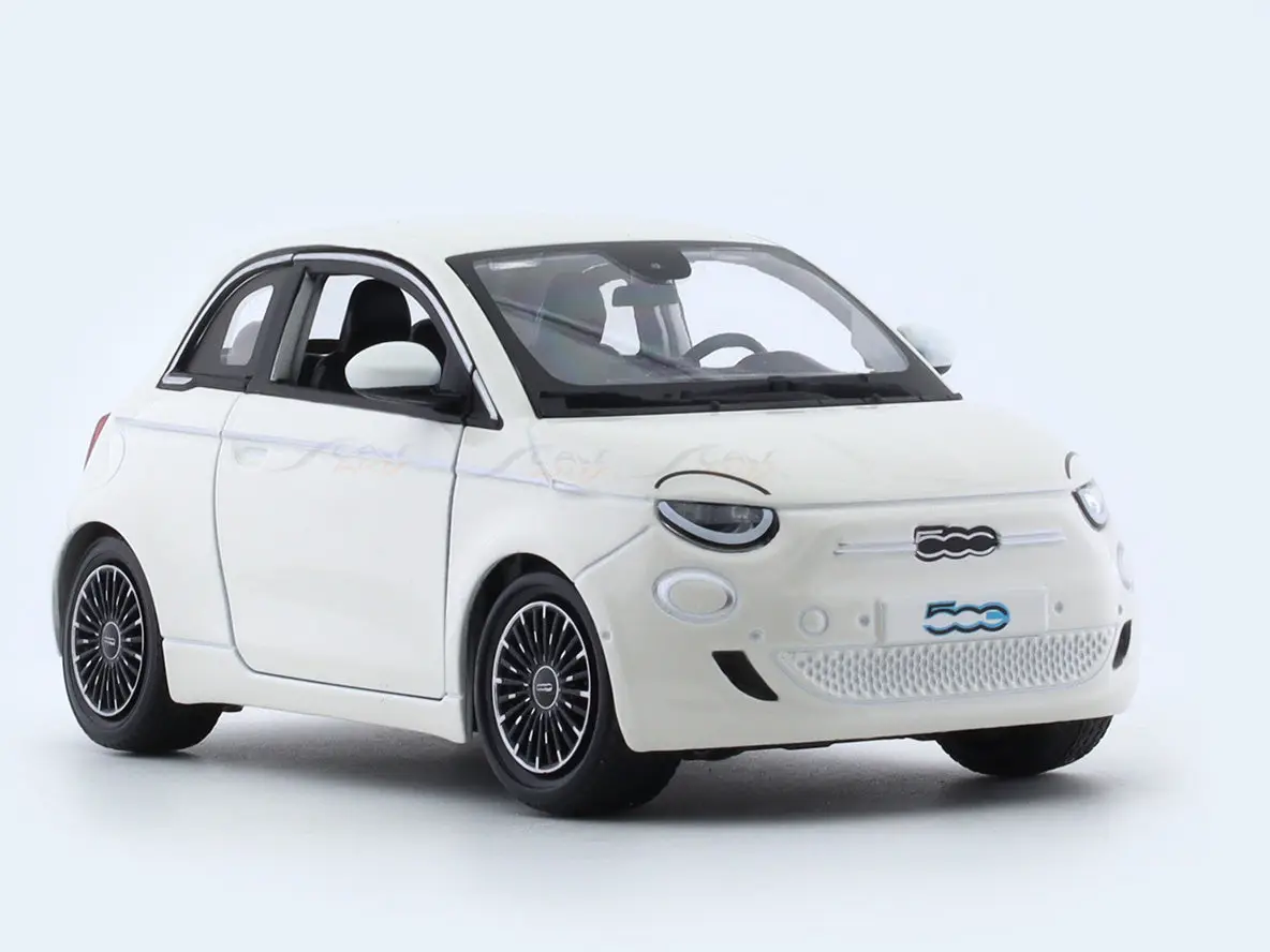 2023 Fiat 500e white 1:24 Bburago licensed diecast Scale Model car view 5