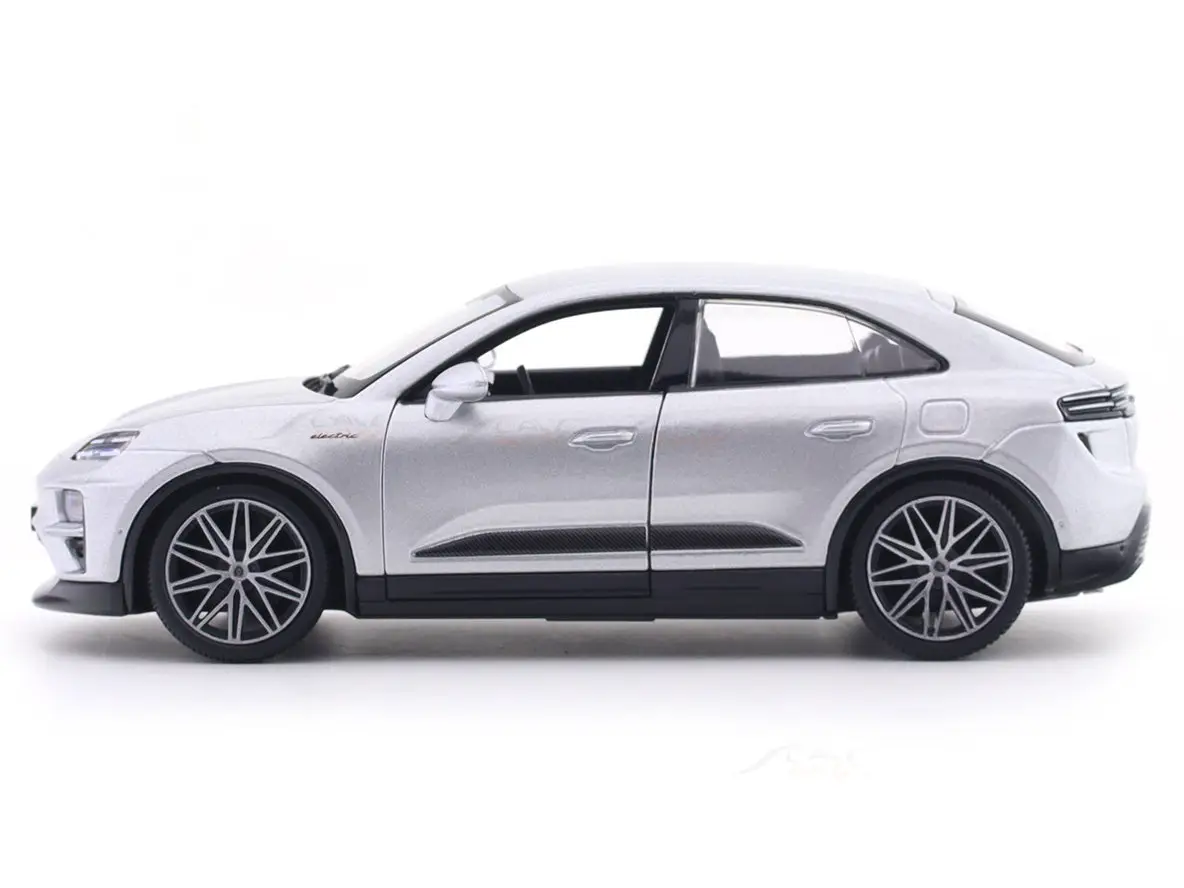 2024 Porsche Macan Turbo Electric Silver 1:24 Bburago Licensed Diecast Scale Model Car Collectible view 3