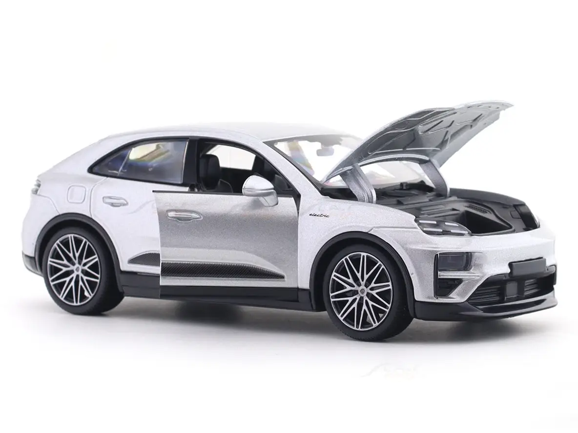 2024 Porsche Macan Turbo Electric Silver 1:24 Bburago Licensed Diecast Scale Model Car Collectible view 8