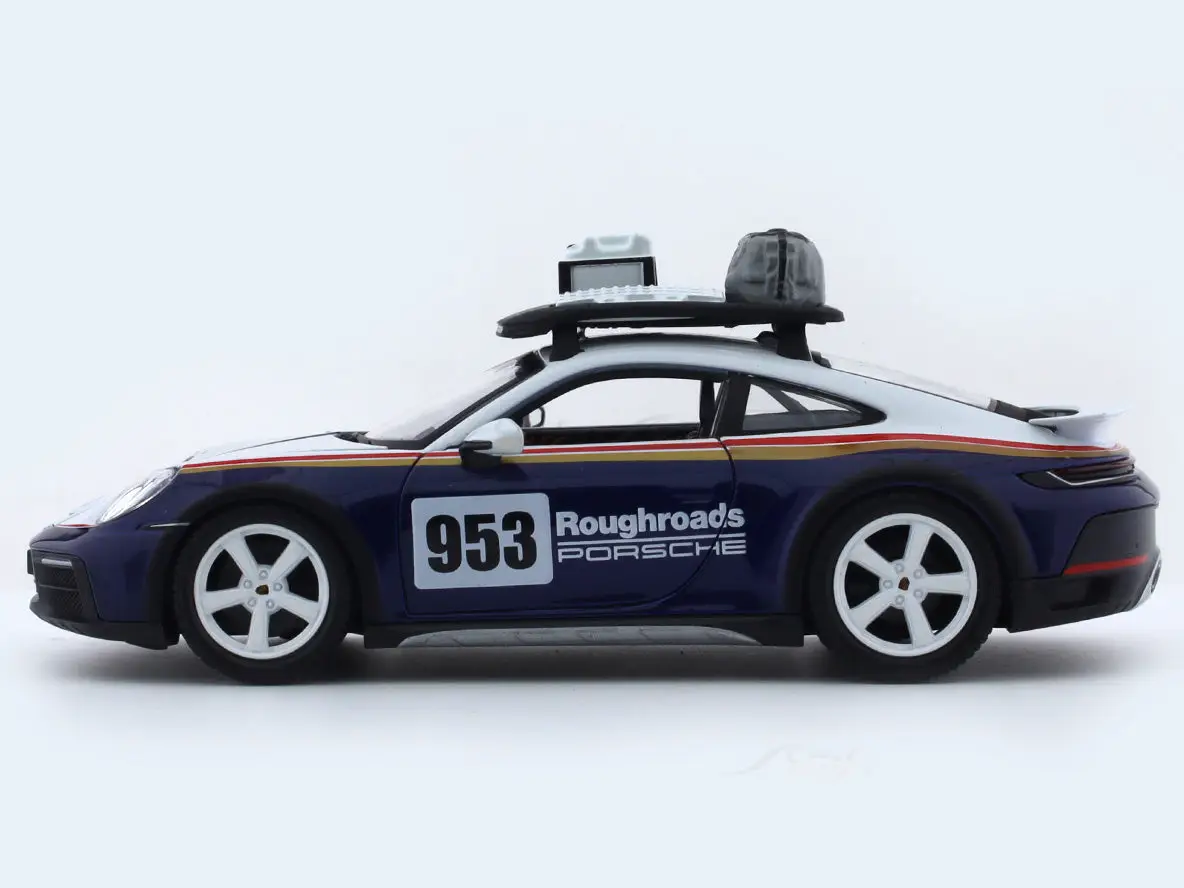 Porsche 911 Rally Dakar 1:24 Bburago licensed diecast Scale Model car view 2