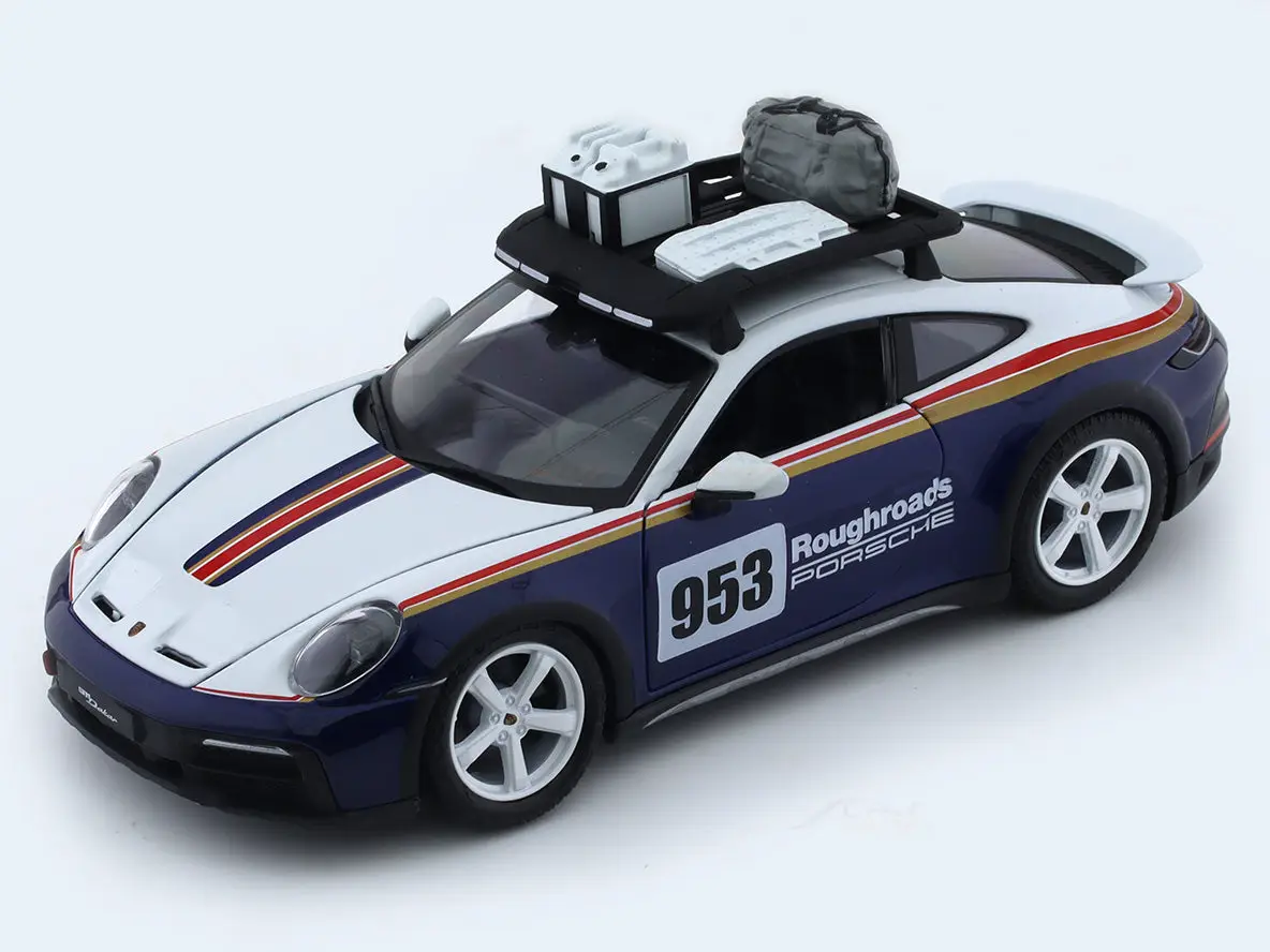 Porsche 911 Rally Dakar 1:24 Bburago licensed diecast Scale Model car view 7