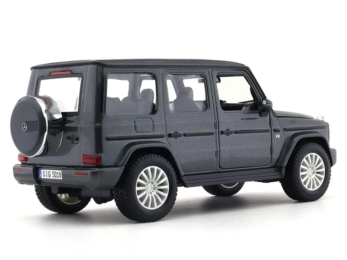 2019 Mercedes-Benz G Class red 1:25 Maisto licensed diecast Scale Model car G view 3