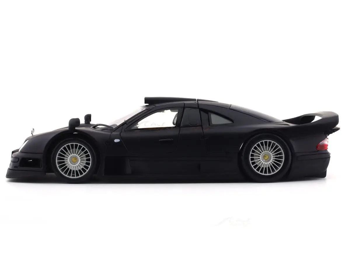 Mercedes-Benz CLK GTR 1:18 Maisto diecast Scale Model car view 2