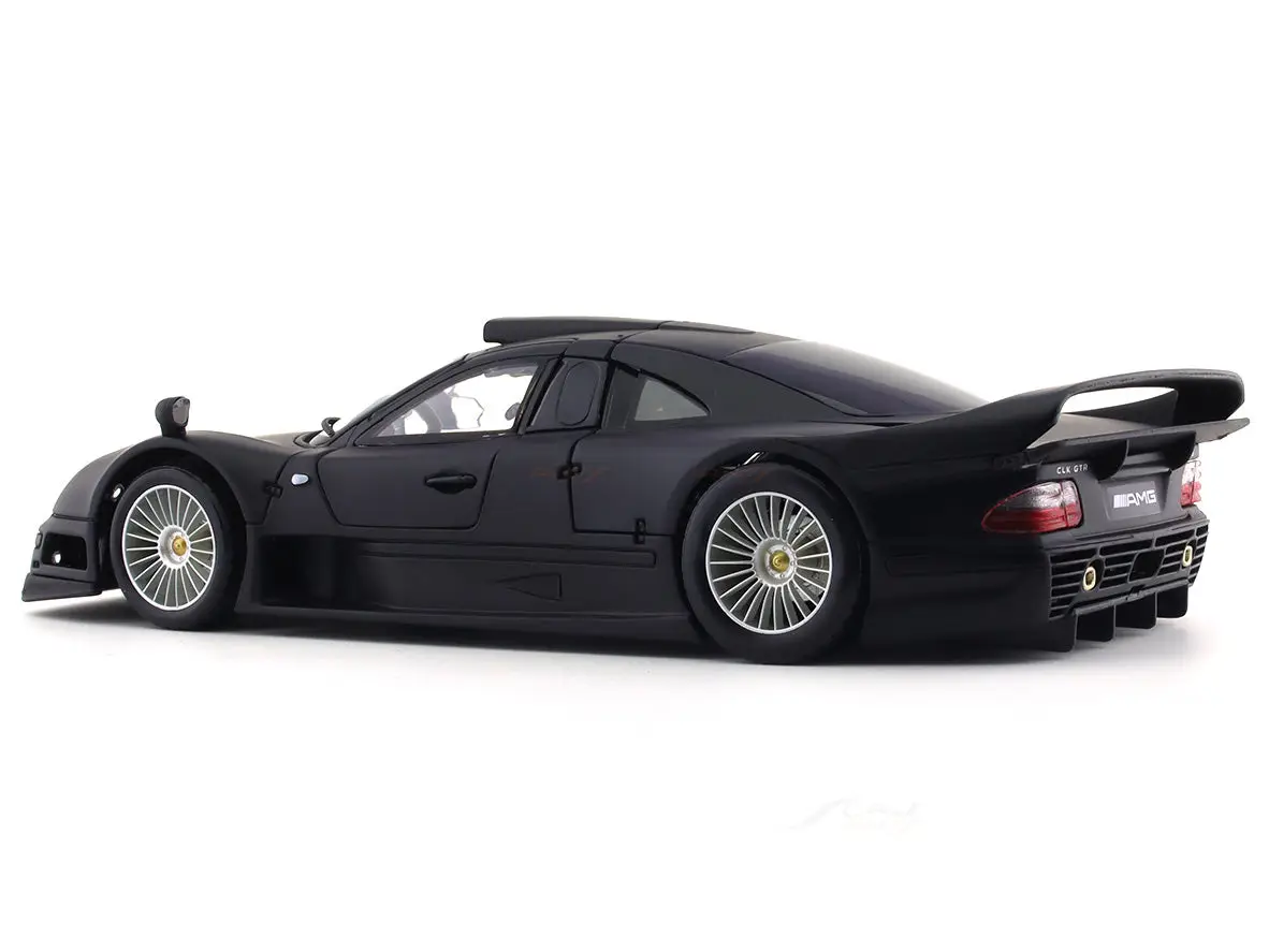 Mercedes-Benz CLK GTR 1:18 Maisto diecast Scale Model car view 3