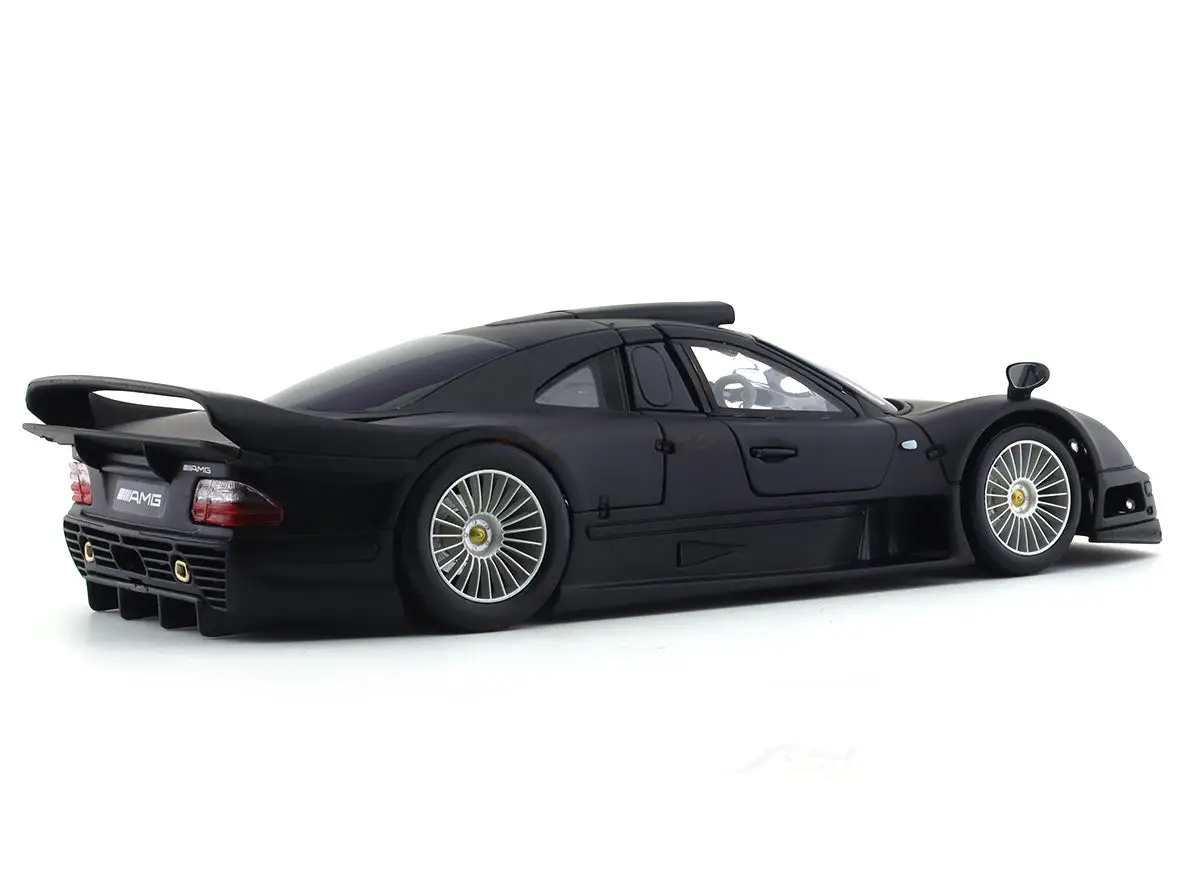Mercedes-Benz CLK GTR 1:18 Maisto diecast Scale Model car view 4