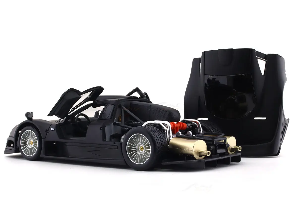Mercedes-Benz CLK GTR 1:18 Maisto diecast Scale Model car view 8