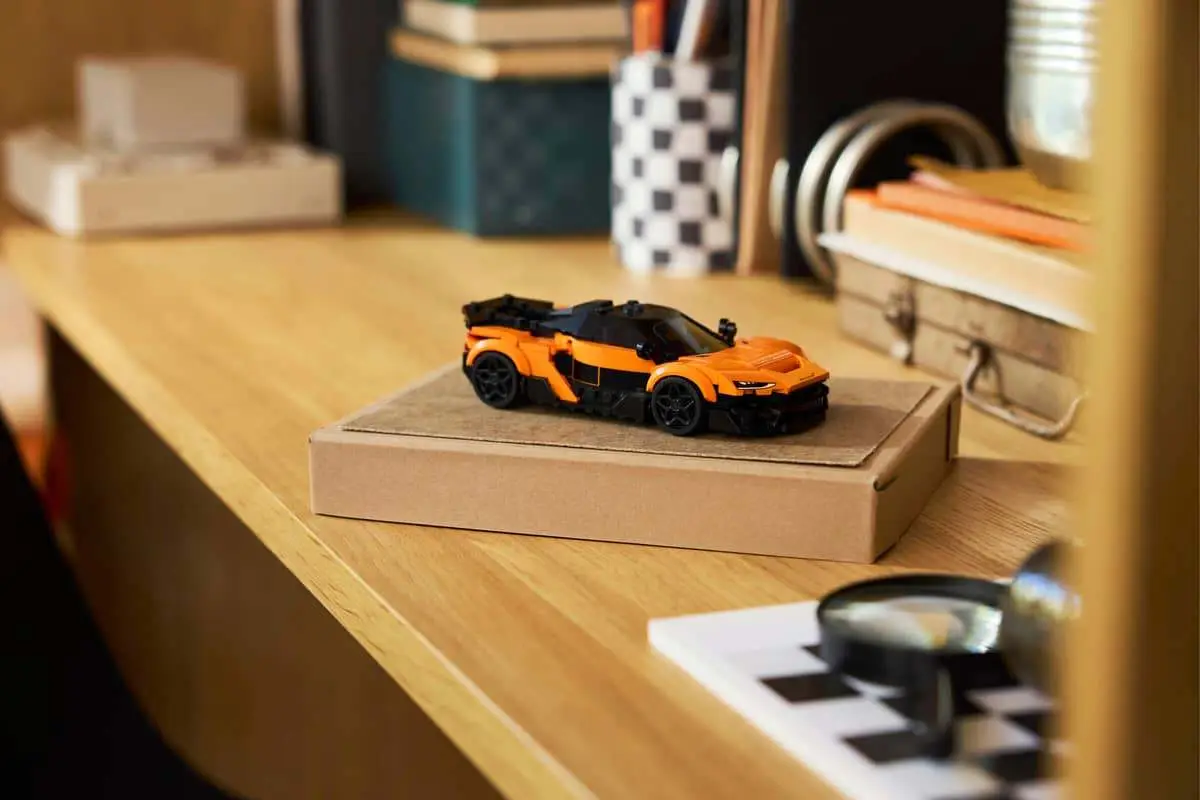 Speed Champions 9+ Ages 287 Pieces Building Instructions Warning! Small parts. Speed Champions #77257 McLaren W1 view 8
