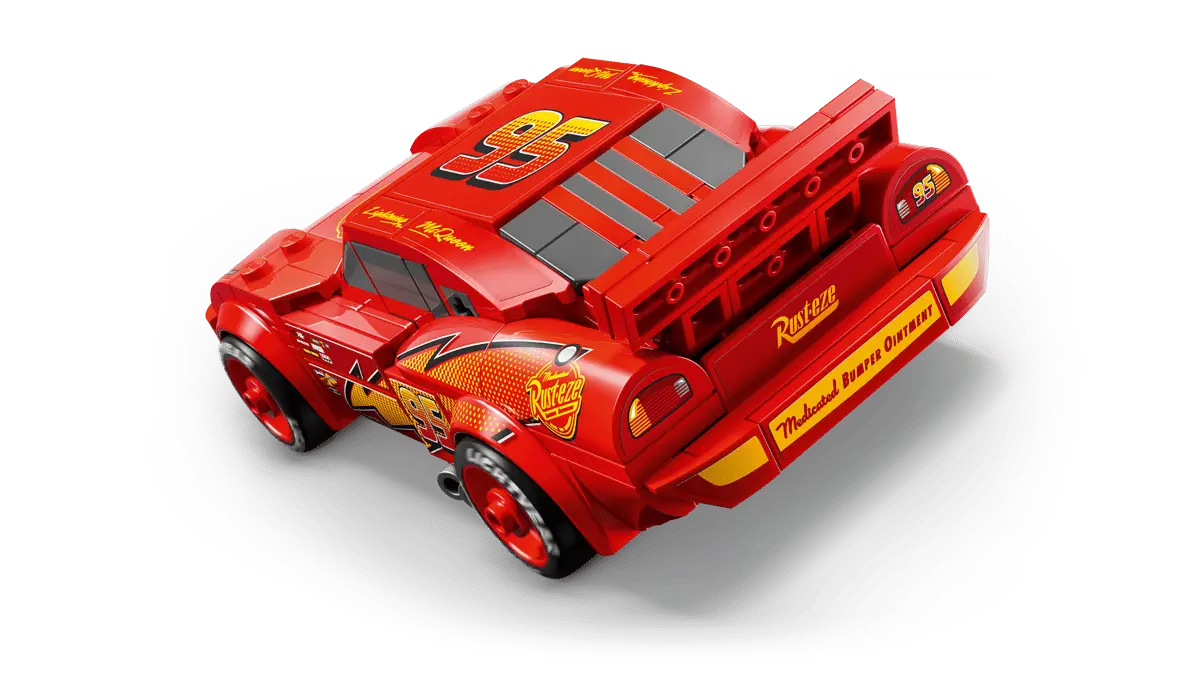Lightning McQueen LEGO Car 77255 view 5