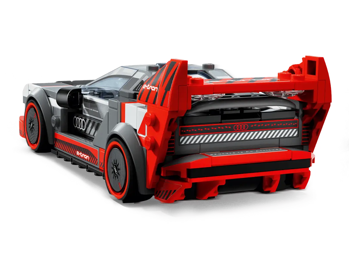 Audi S1 e-tron quattro Race Car 76921 view 4