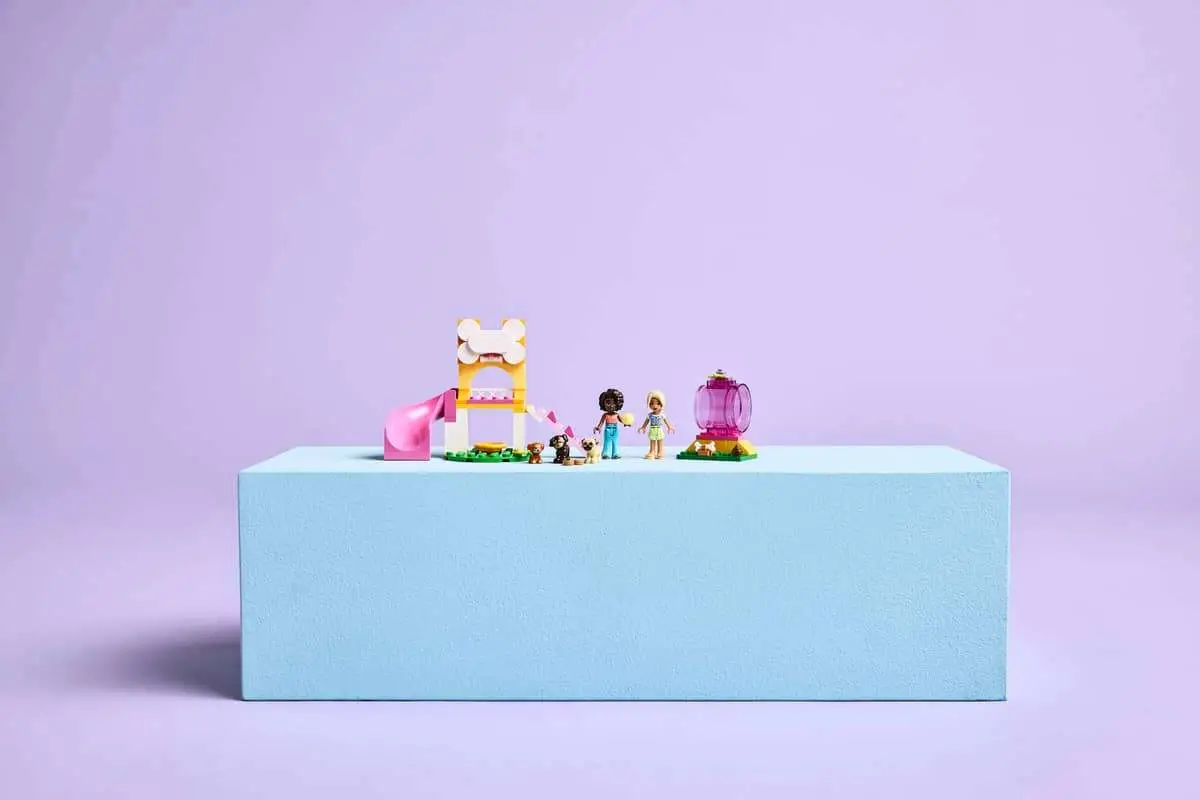 LEGO Friends Puppy Playground 42665 view 8