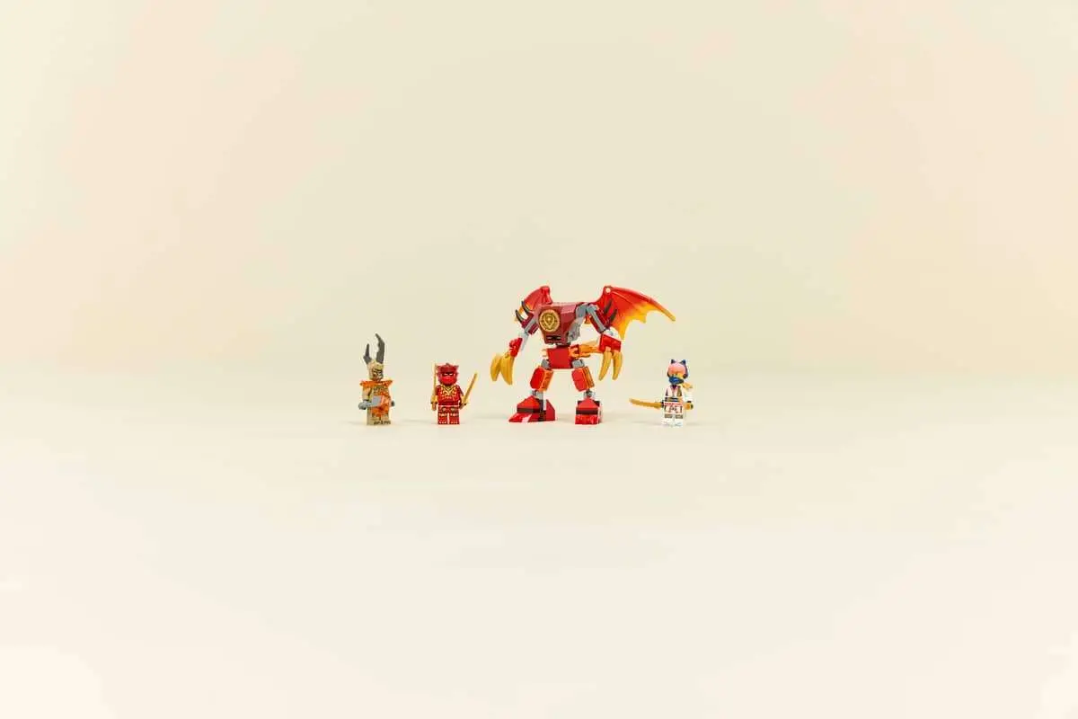 NINJAGO® #71851 Kai's Dragon Mech Battle Pack view 5