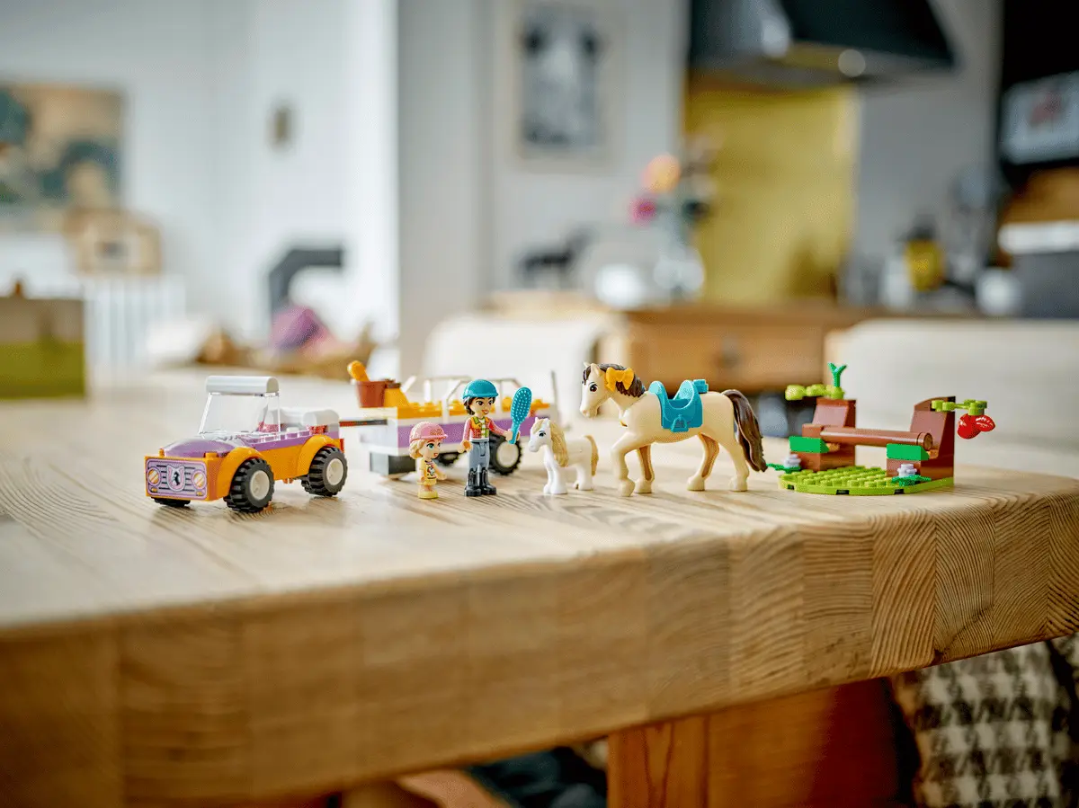 LEGO Friends Horse Training  #42634 Horse and Pony Trailer view 6