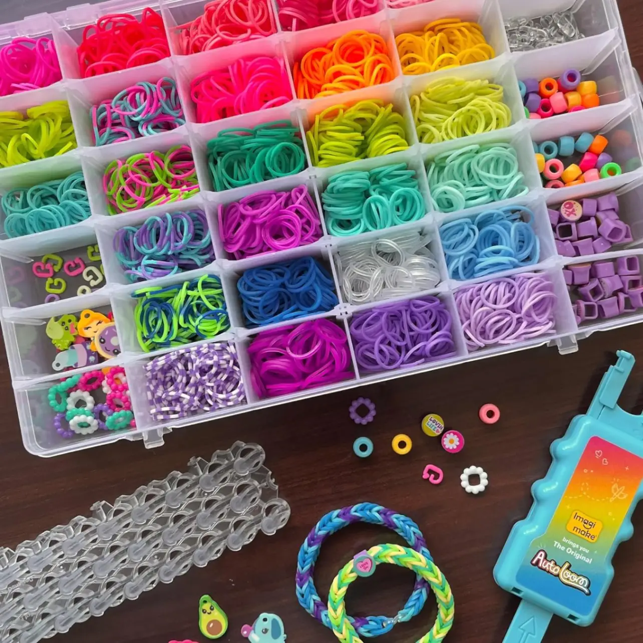 Imagimake Rainbow Loom Combo Kit | 2700+ Bands, Beads, Charms with Auto Loom Tool | DIY Art & Craft kit | Creative Gift for Girls Age 7+ view 8