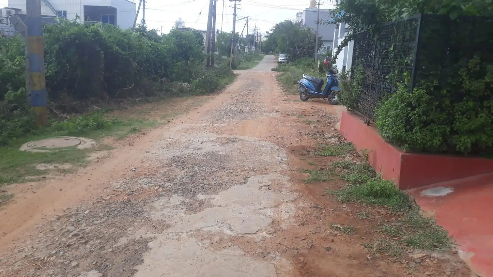 (2026OCN016) Bank Employees Layout, Bogadi Gaddige Road view 3