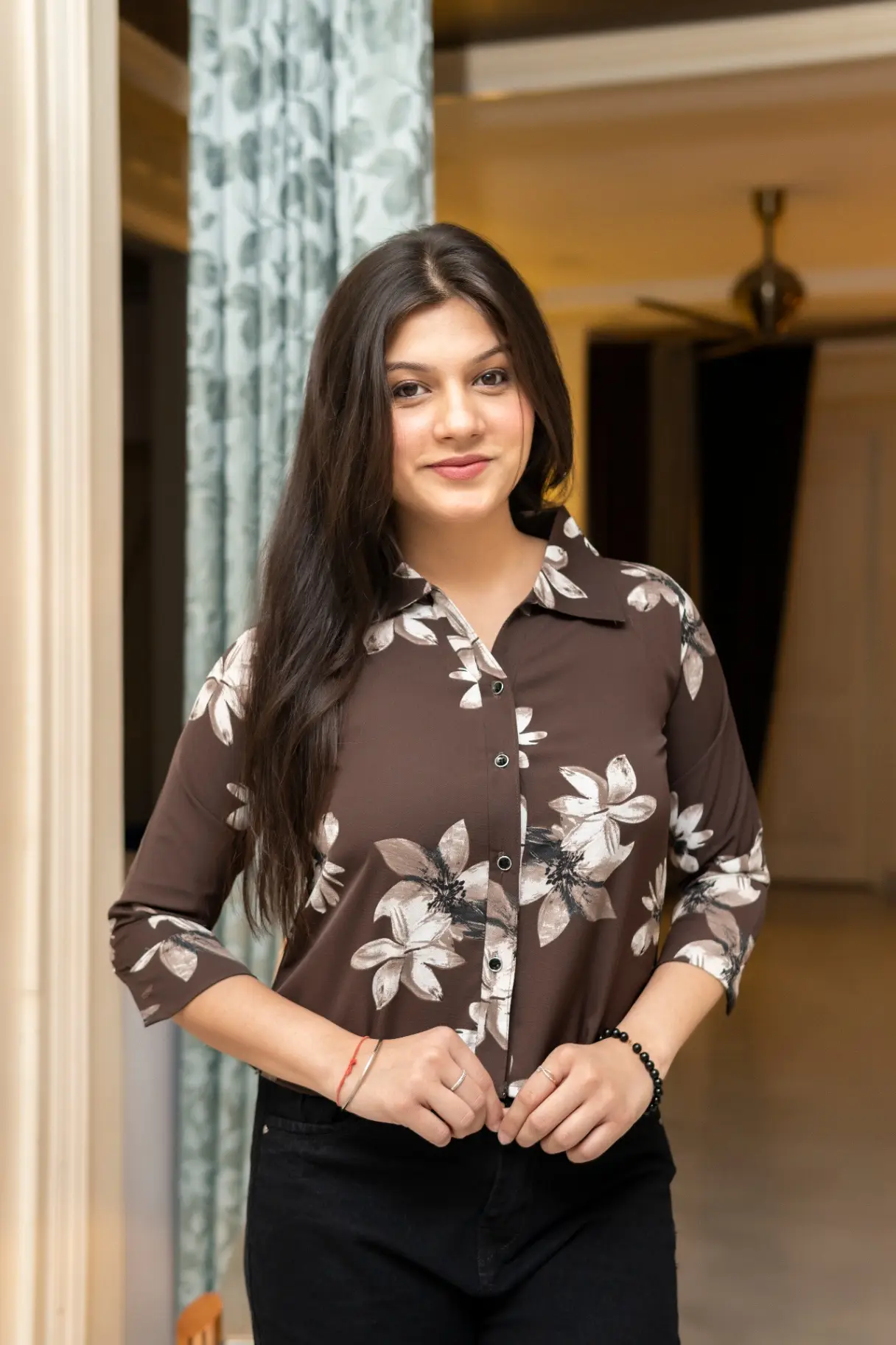 Women's Bold Floral Printed Relaxed-Fit Casual Crop Shirt