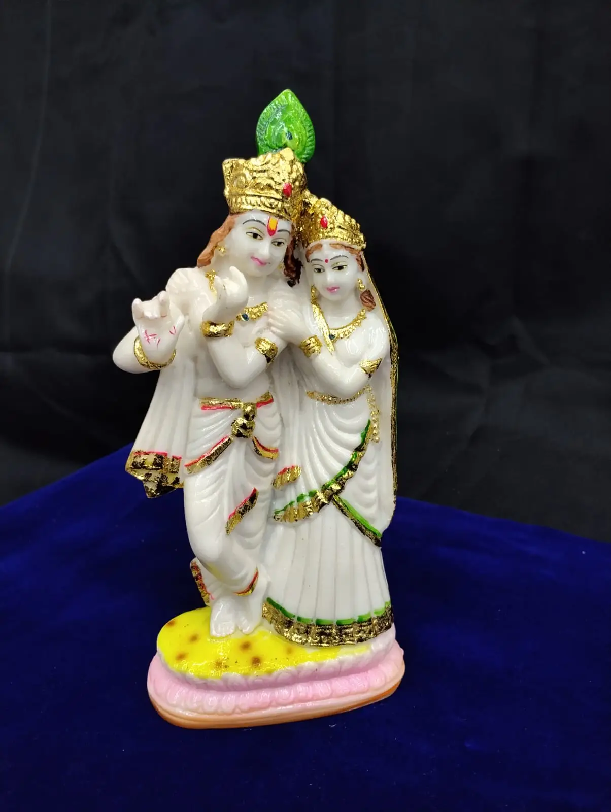 Divine Couple Statue Radha Krishna view 2