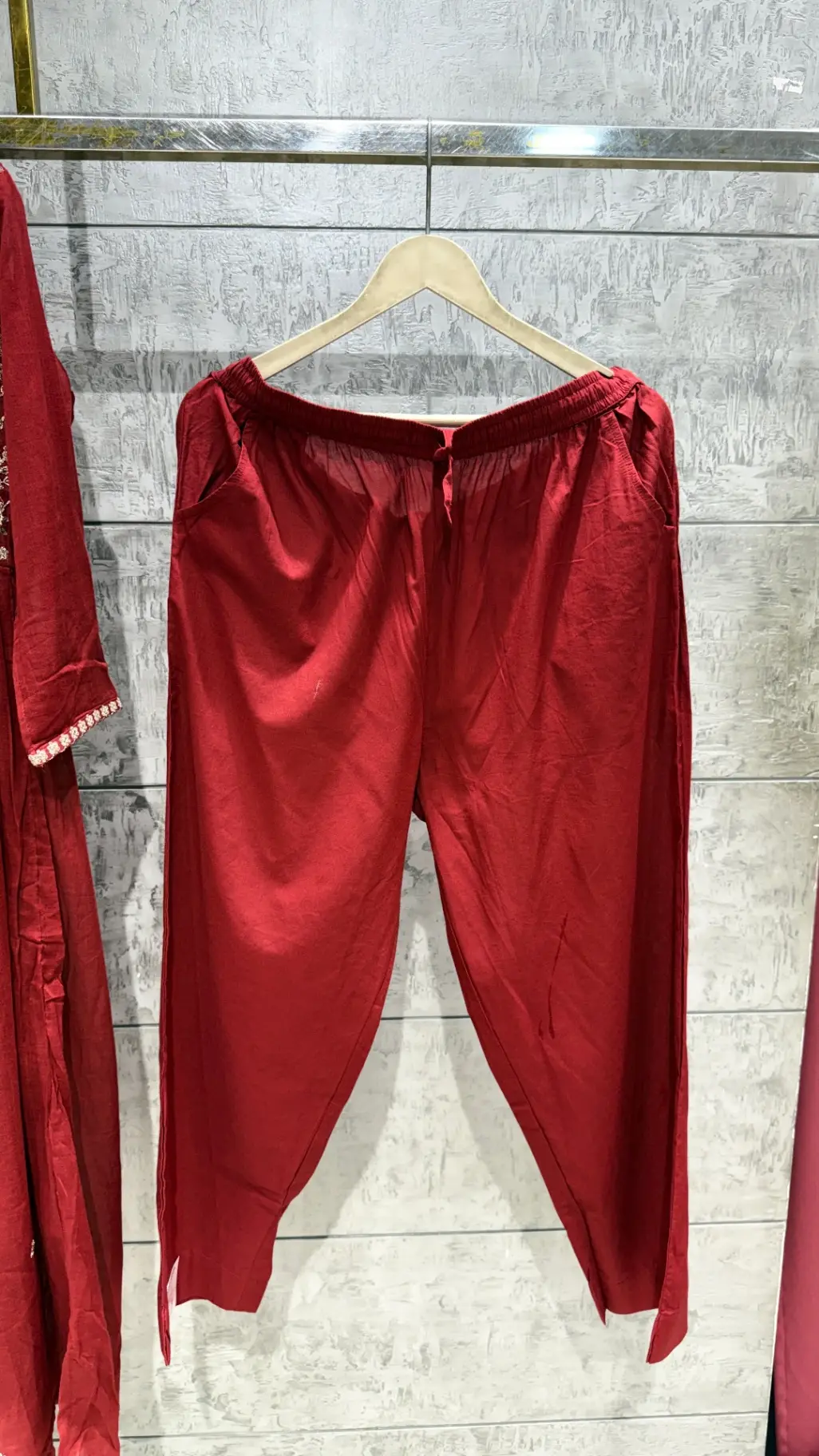 MUL COTTON Embroidery Kurta Set  view 3
