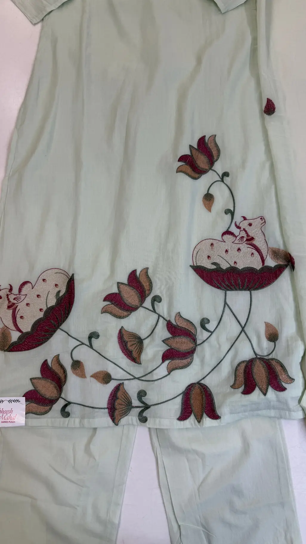 MUL COTTON Embroidery Kurta Set view 2