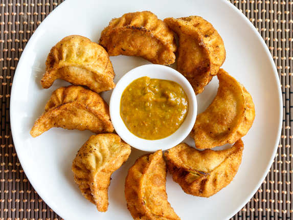 Paneer Momos Fried Full view 3
