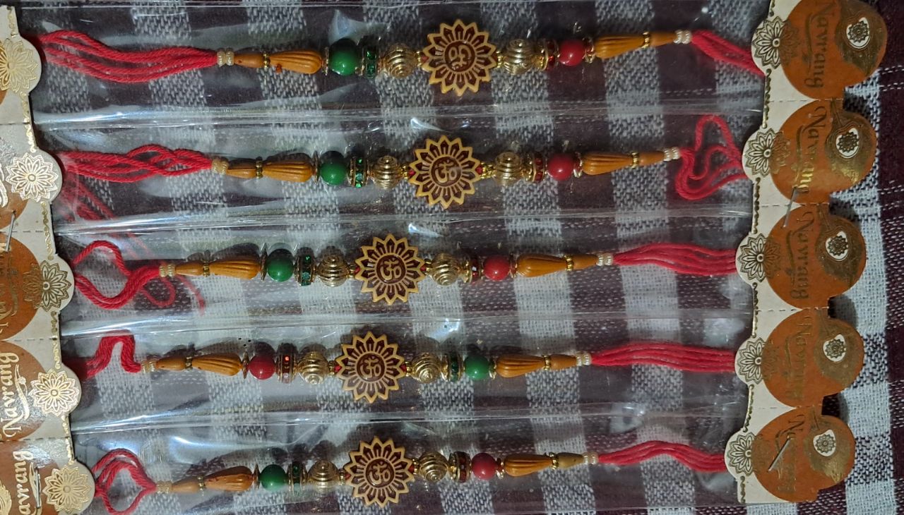 Satoru Rakhi Set